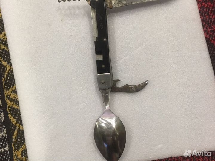 Складе нож для стола туристоа