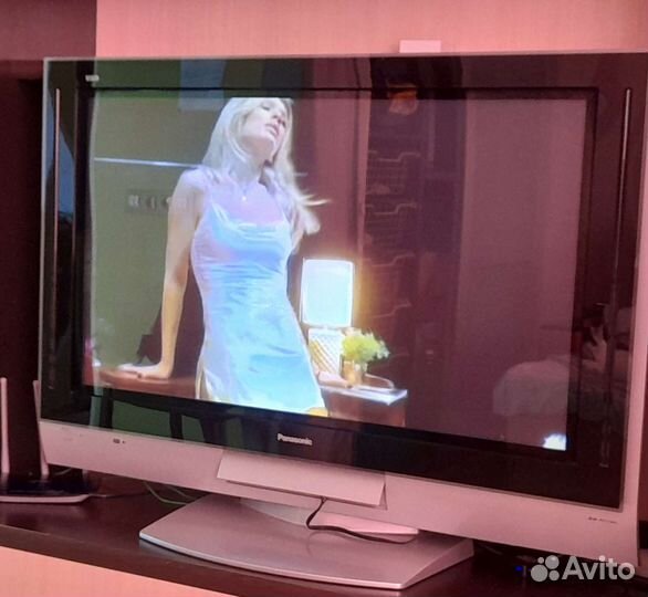Телевизор плазма panasonic