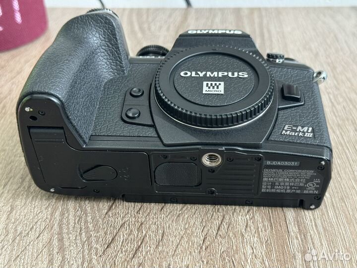 Беззеркальная камера Olympus OM-D E-M1 mark III