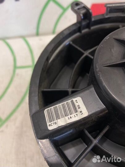 Мотор печки Nissan Qashqai J10E HR16DE 2010