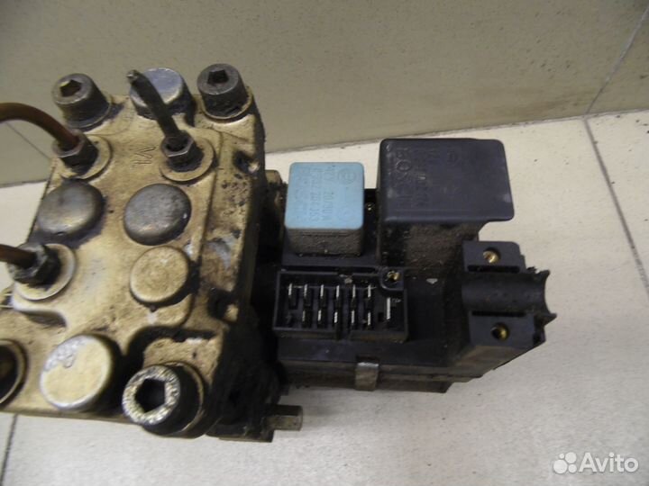 Блок ABS (насос) Omega A 1986-1994