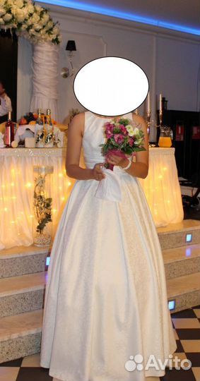 Свадебное платье