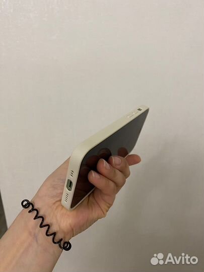 Чехол на iPhone 12