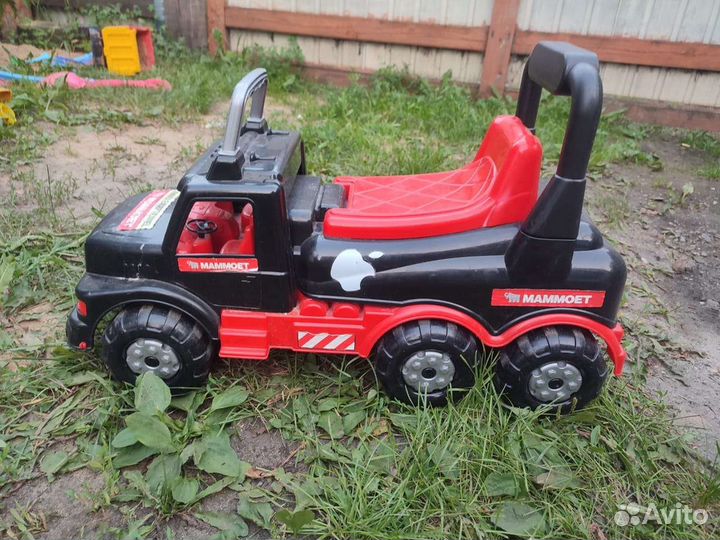 Детская машинка