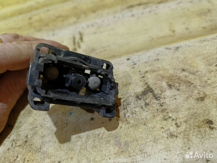 Форсунка омывателя фары Toyota Camry V70 2017