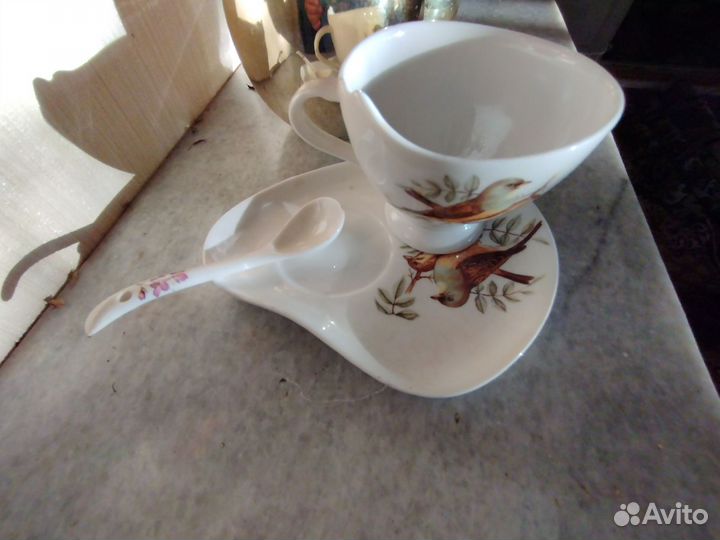 Чашка с блюдцем и ложечкой фарфоровые,подарочные
