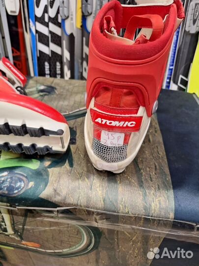 Лыжные ботинки atomic 45р 29см конек снс