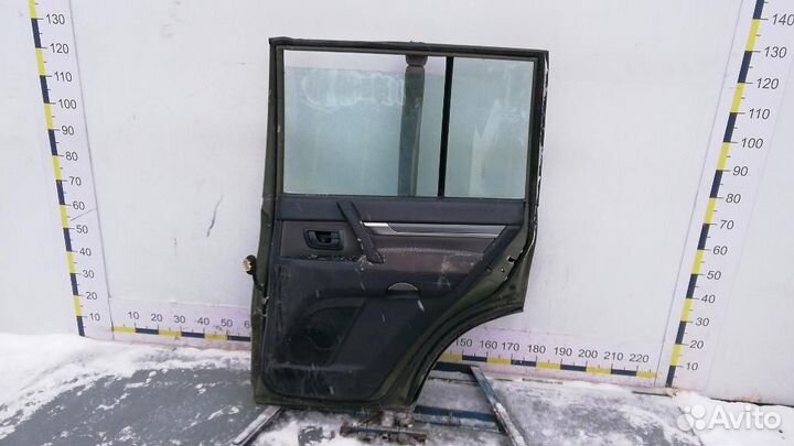 Дверь задняя правая Mitsubishi Montero/Pajero
