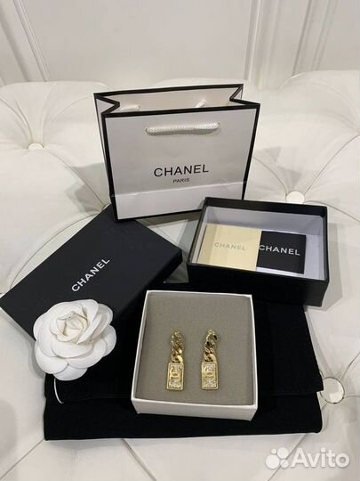 Серьги Chanel