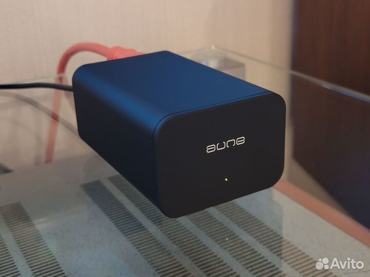 Aune XP2, линейный блок питания, 2 выхода по 9 В