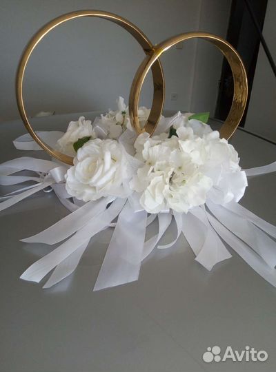 Украшения на машину