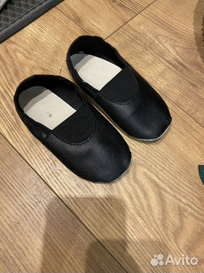 Детские кроссовки