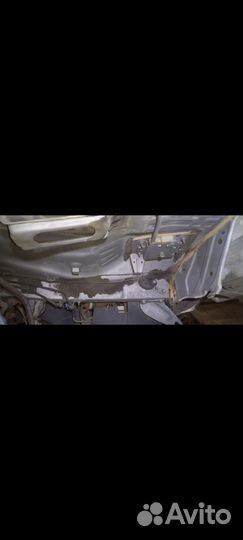 Пескоструйная обработка днища автомобиля