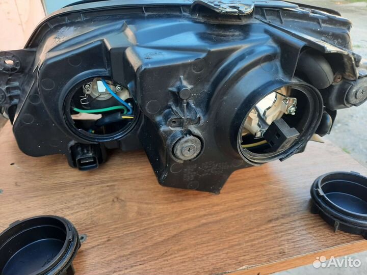 Фара правая kia sorento