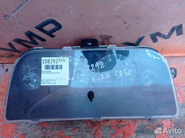 Щиток приборов Toyota Noah SR50 3S-FE 1997