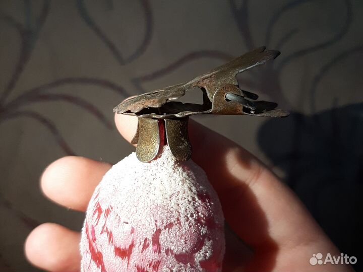 Шишка на прищепке стекло