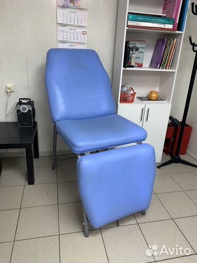 Складная косметологическая кушетка