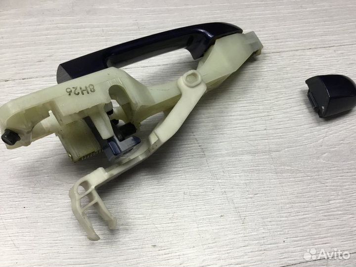 Ручка нaружная двери передняя правая Hyundai I30