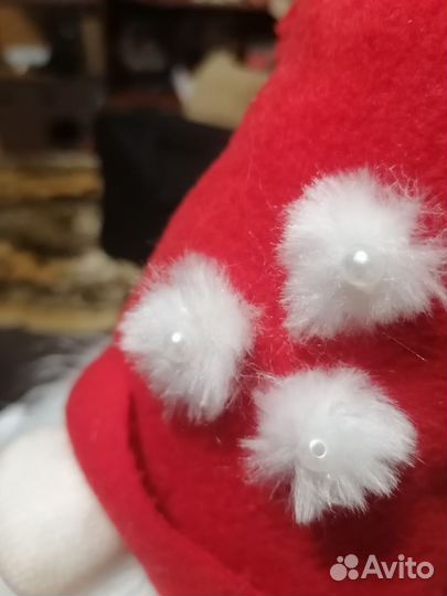 Сидящий гном