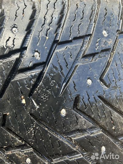 Nokian Tyres Hakkapeliitta 8 SUV 285/60 R18 116T