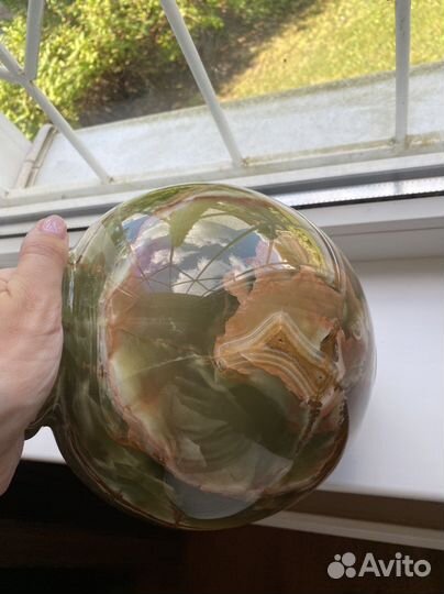 Ваза из оникса круглая