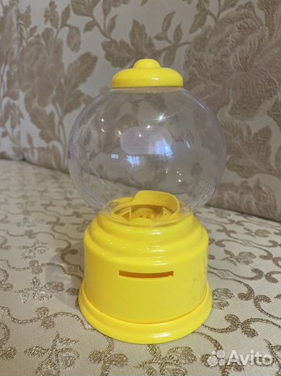 Детская игрушка автомат для жвачек