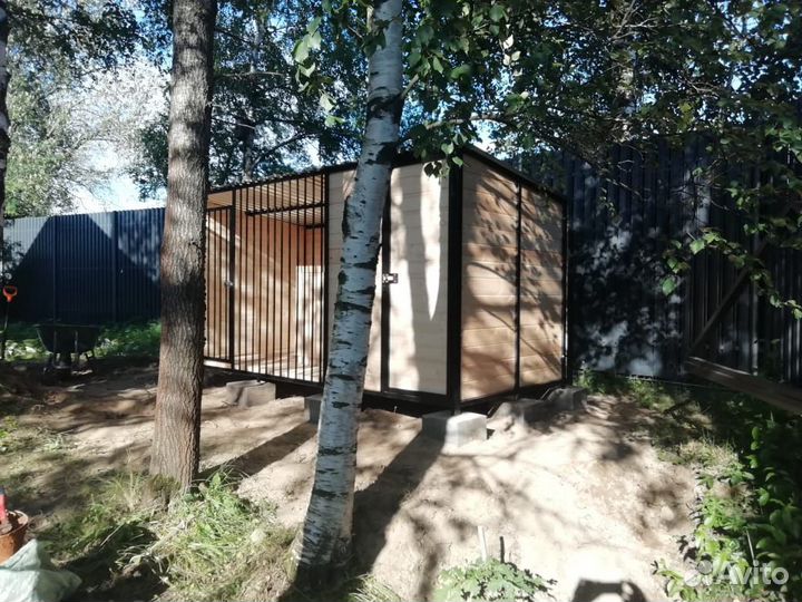 Вольер-хозблок