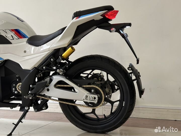 Электромотоцикл BMW RR