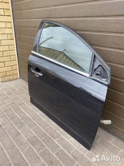Передняя правая дверь Ford Mondeo 4