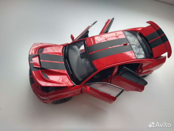 Dodge charger модель 1:32