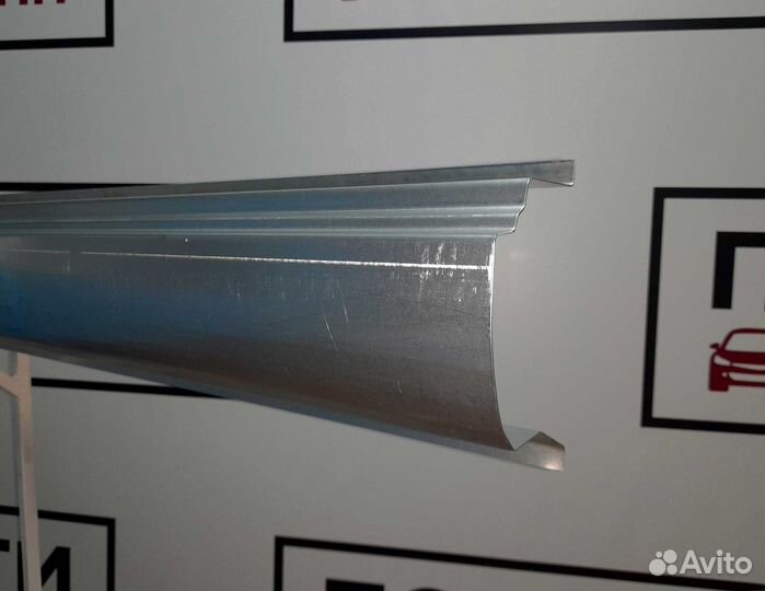 Пороги Suzuki Swift 1 хэтчбек 3 дверей