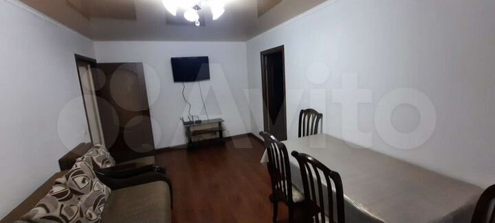 2-к. квартира, 50 м², 2/3 эт.