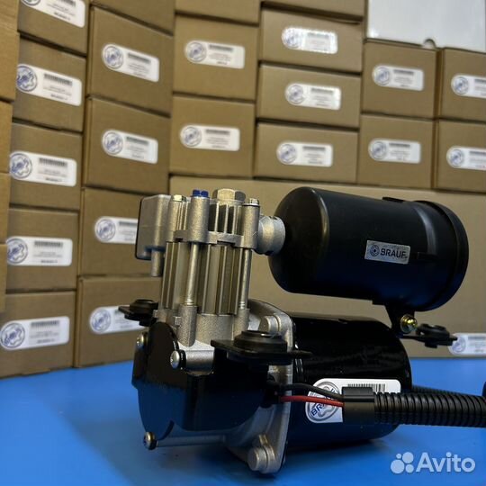 Компрессор пневмоподвески Mercedes w647