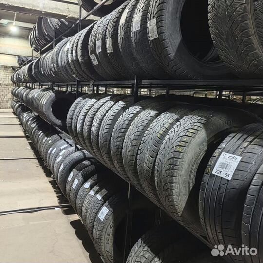 Nokian Tyres Hakkapeliitta R2 SUV 235/55 R18 104H