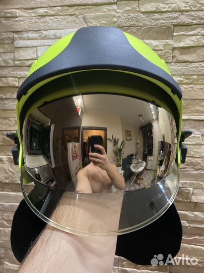 Шлем пожарного