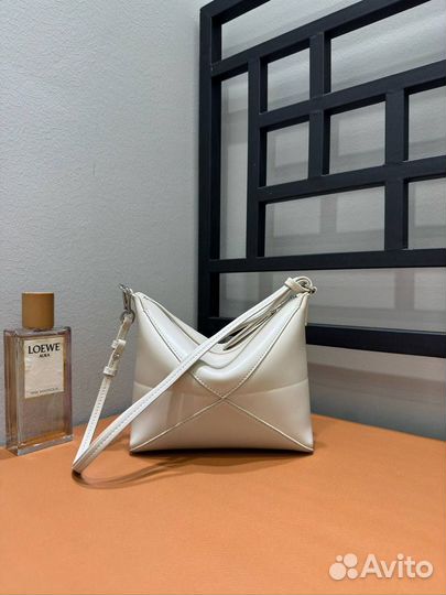 Сумка Loewe Pouch - Оригинальное качество