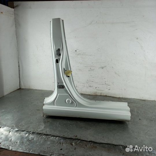 Стойка средняя правая Hyundai Solaris 2014-2017