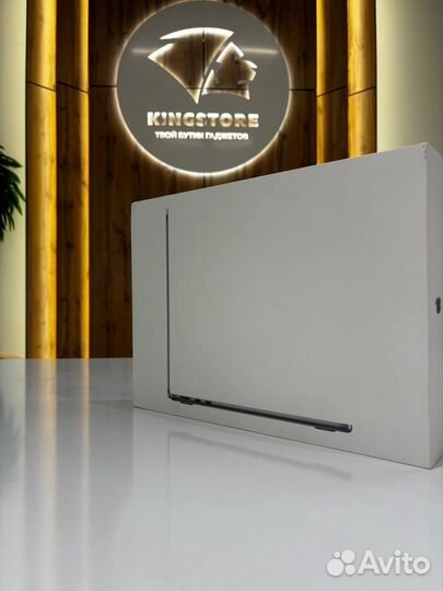 MacBook Air 13 256gb M3