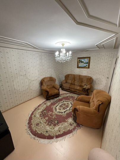 4-к. квартира, 77 м², 1/5 эт.