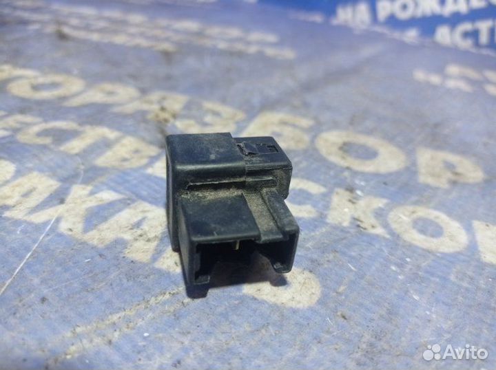 Датчик педали тормоза Hyundai Elantra Xd седан