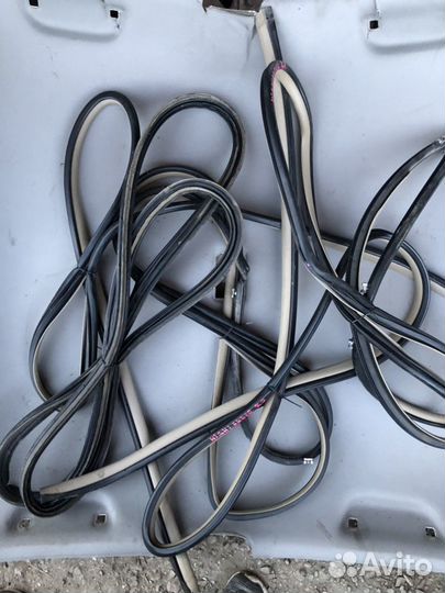 Резинки дверей Toyota Highlander 2