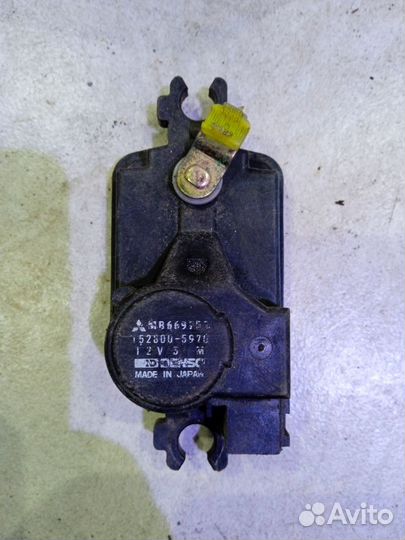 Активатор замка двери