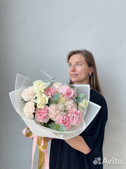 Французские розы и диантусы