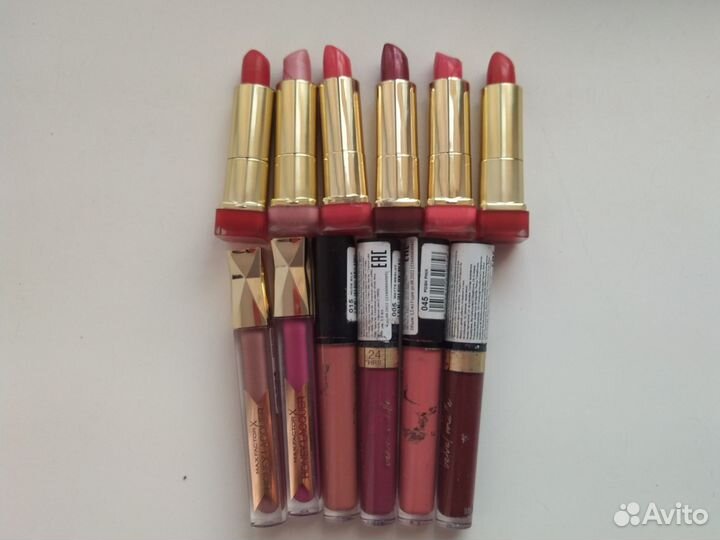 Помады Мах Factor