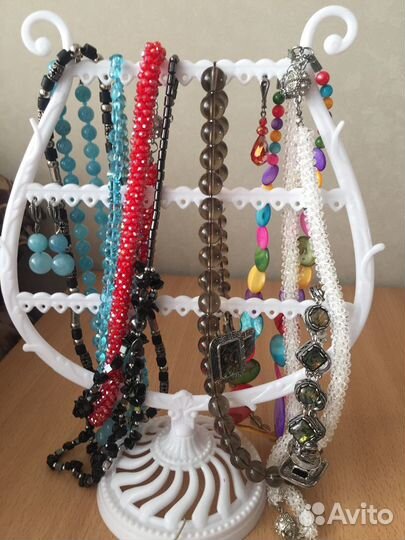 К Новому году браслетики Бижутерия разная