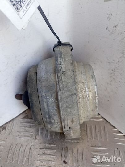 Подушка двигателя 22116758430 бмв X5 2000г 3л