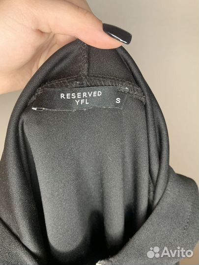 Свитшот reserved