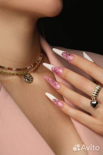 Мастер маникюра