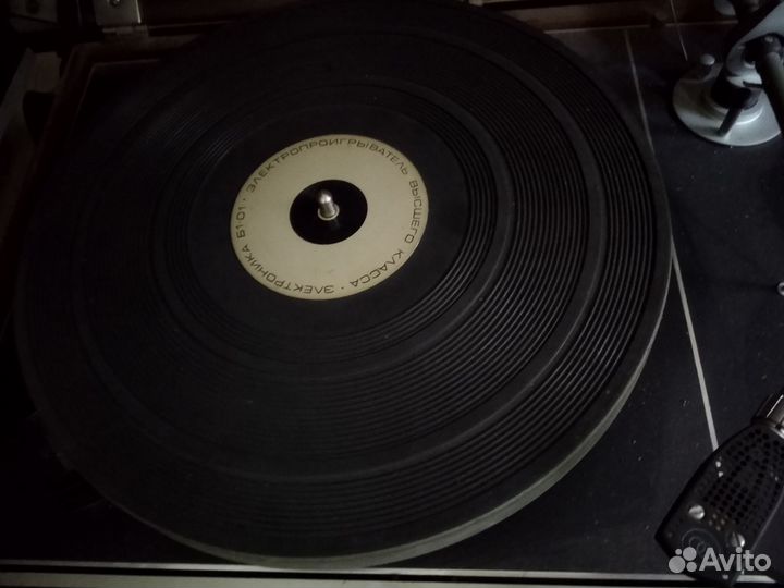 Проигрыватель винила СССР электроника б1/01