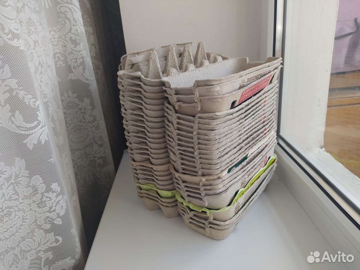 Картонные лотки для яиц 14 шт